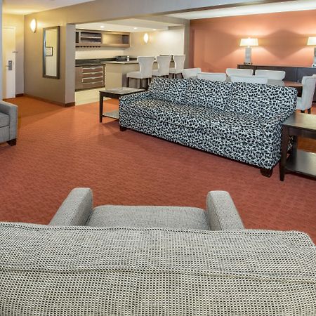 Wyndham Sacramento Hotel Carmichael Buitenkant foto